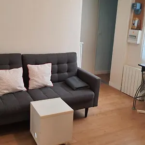 https://f2-meuble-rer-b-la-place-gentilly-proche-parking.fr-paris.fr